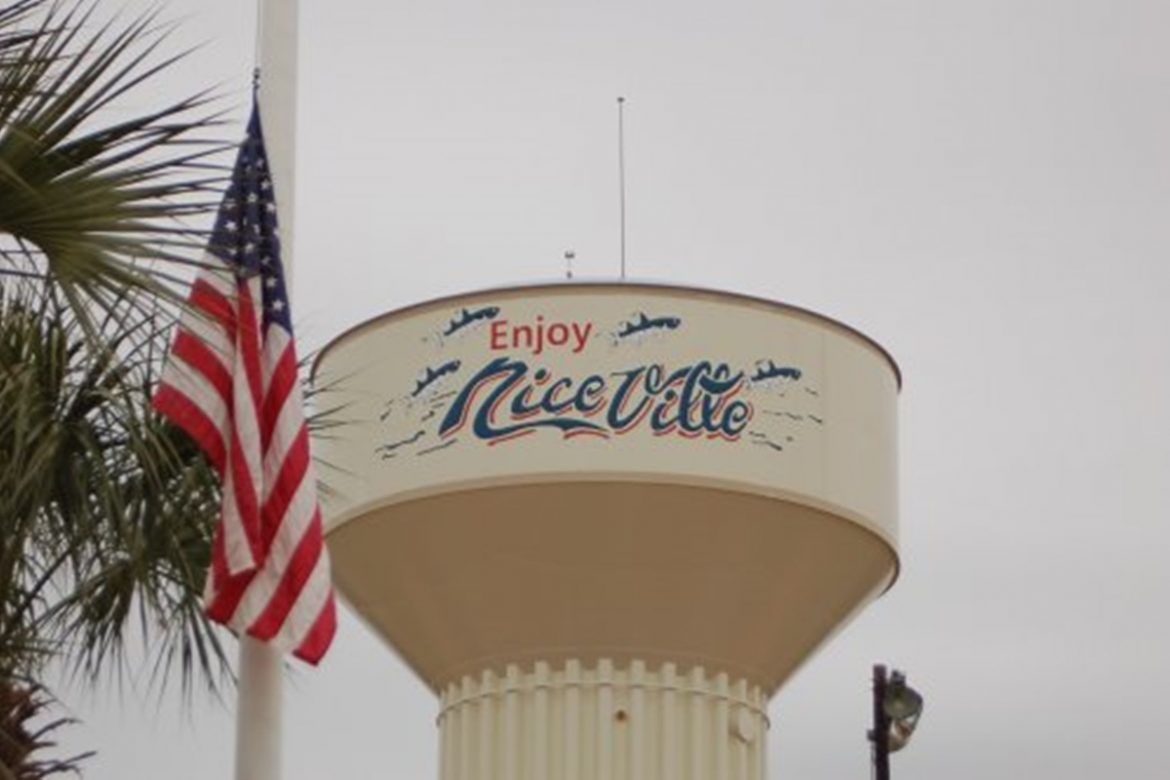 Niceville Florida water tower image.